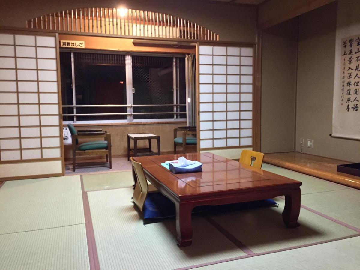 Iwamuro Slow Hostel Niigata Ngoại thất bức ảnh